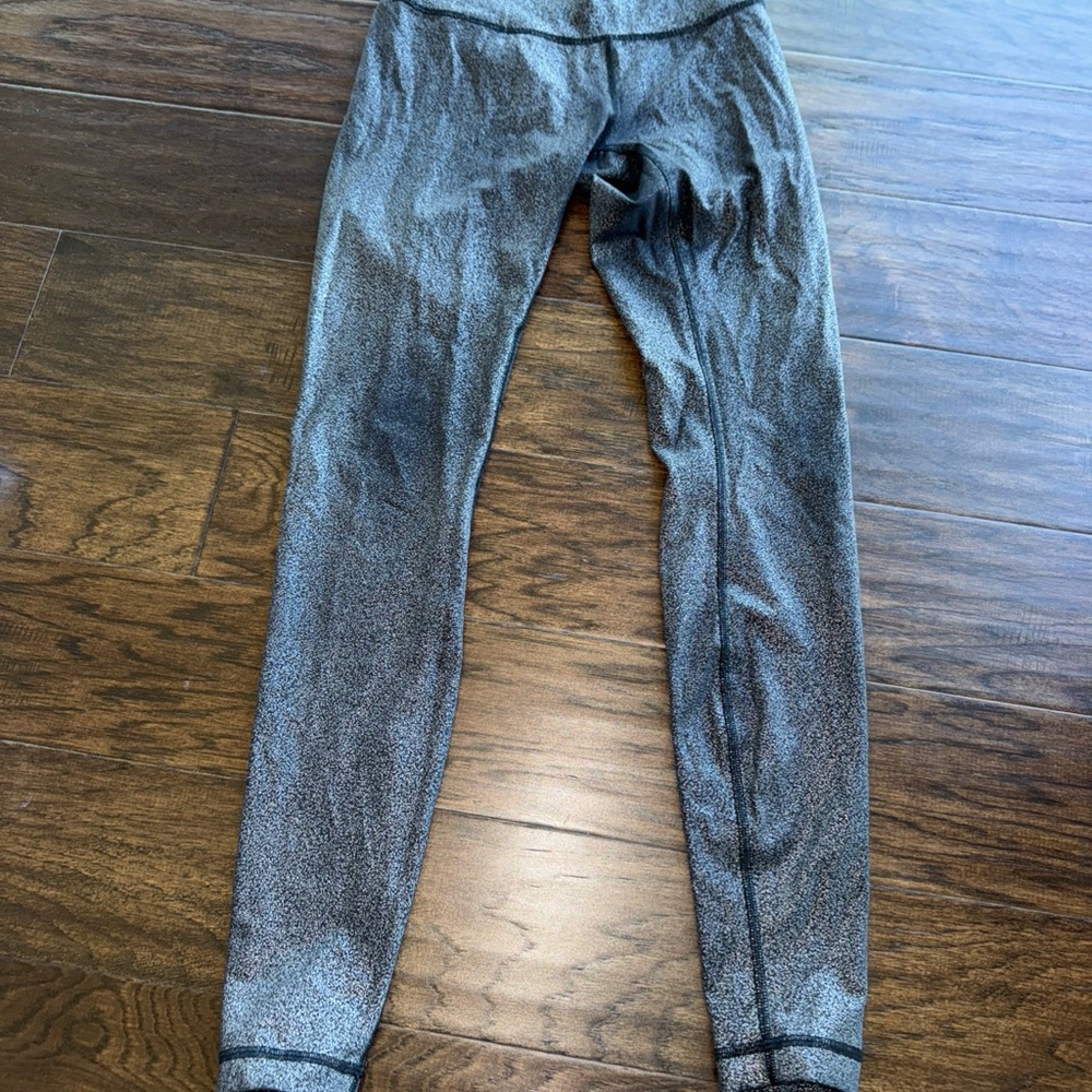Lululemon silver black shimmer Leggings 4